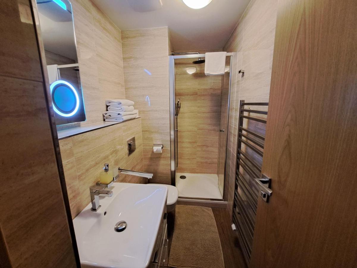 Wellness Apartment Josefina - Free Grotta Spa Wellness 哈拉霍夫 外观 照片