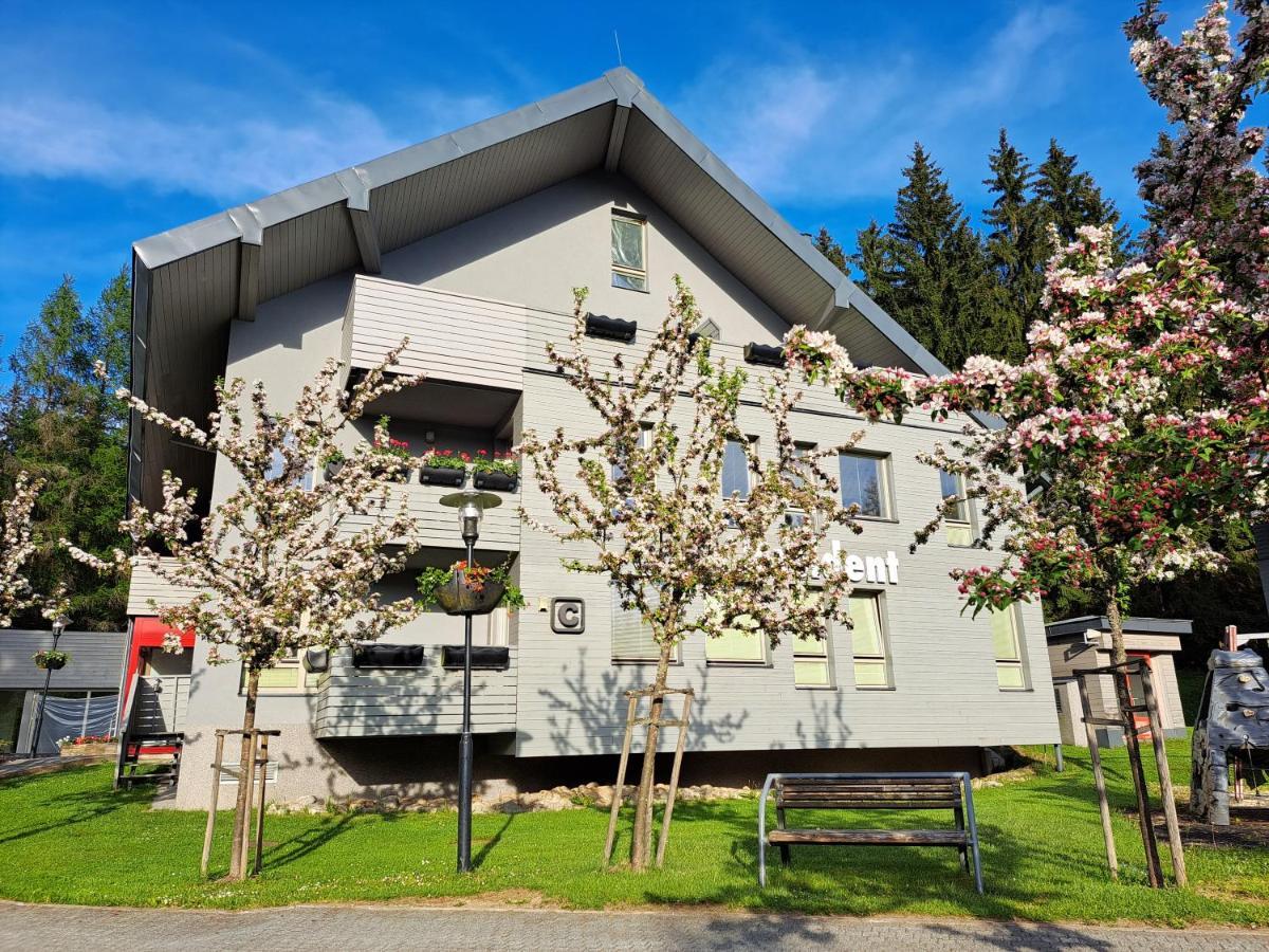 Wellness Apartment Josefina - Free Grotta Spa Wellness 哈拉霍夫 外观 照片